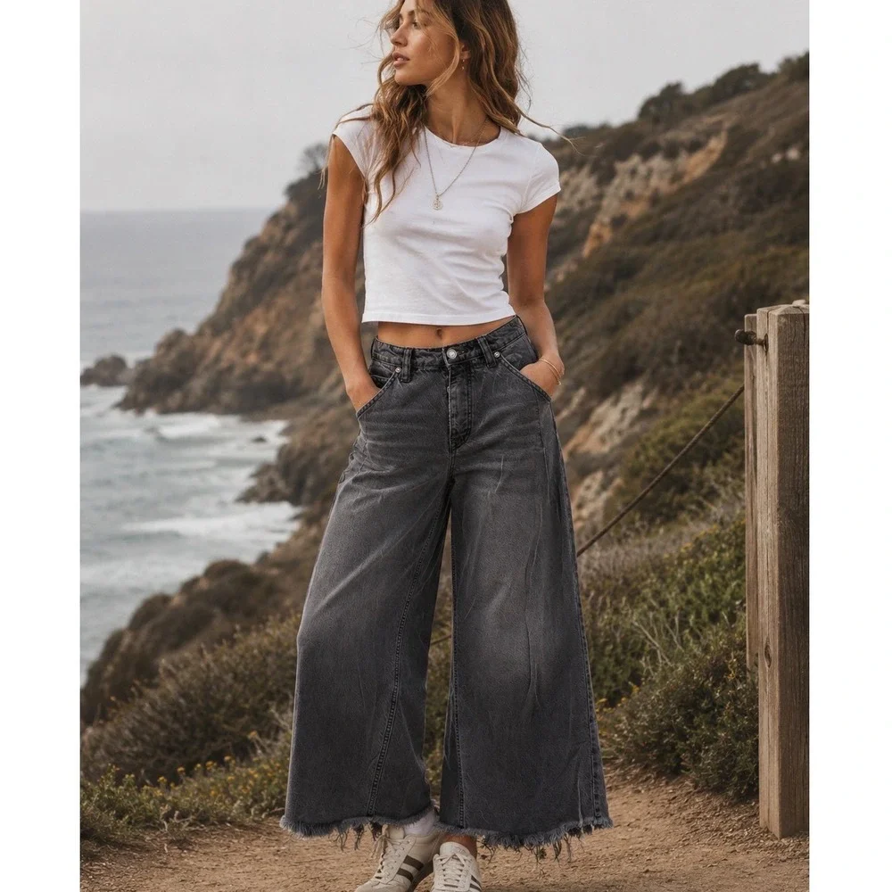 Free People We The Free Old West Slouchy Jeans Womens 26 Black‎ Wide Leg Raw Hem